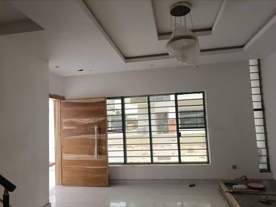 3-Bedroom Duplex (Terrace) - Image 2