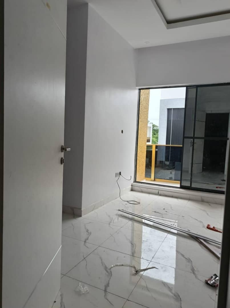 3-Bedroom Duplex (Terrace) - Image 3