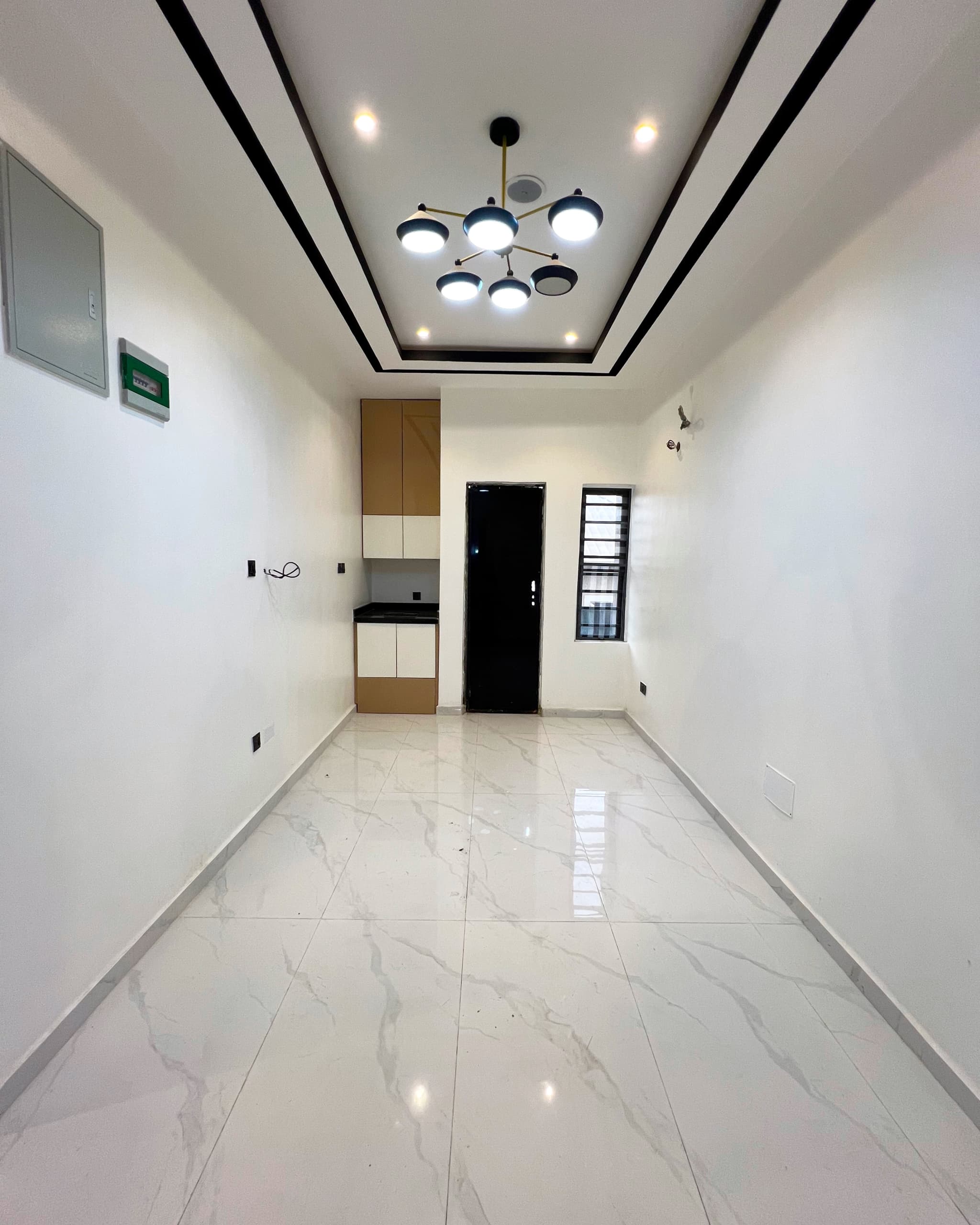 Luxury 6-Bedroom Fully Detached Duplex - Image 9