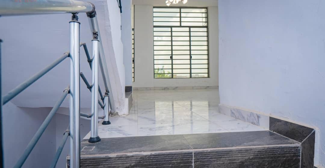 5 Bedrooms Semi Detached Duplex. - Image 4