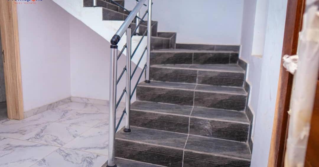5 Bedrooms Semi Detached Duplex. - Image 5