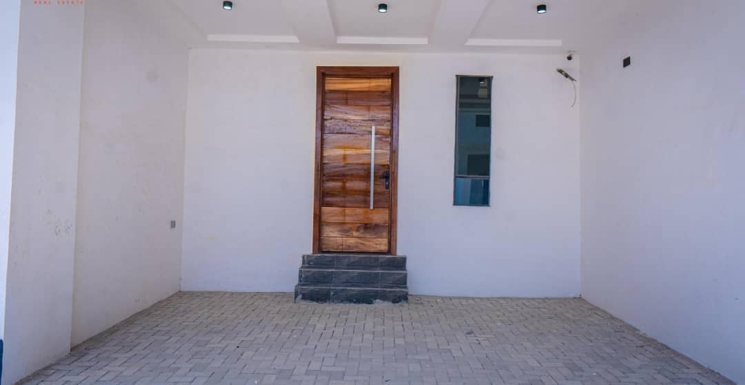 5 Bedrooms Semi Detached Duplex. - Image 9
